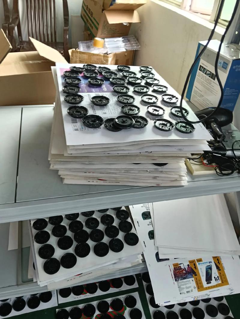 在手機支架廠半年記 從組裝線到電子批發觀的轉變與感悟